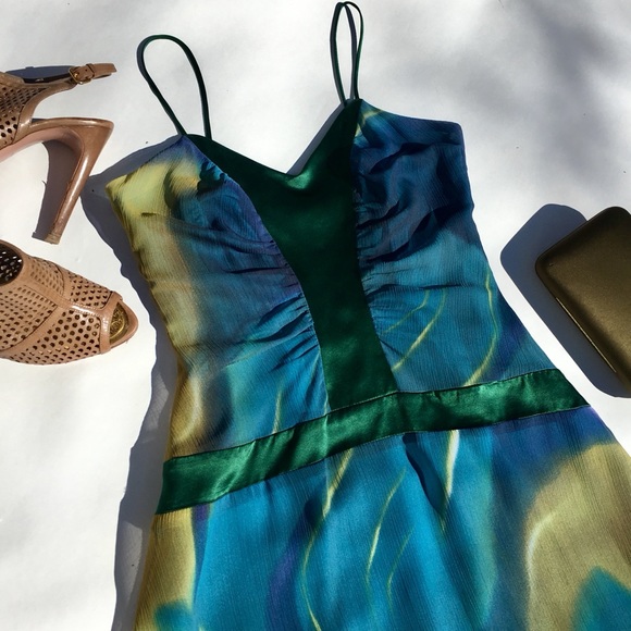 Mica Blue and Emerald Green Cocktail Dress - Picture 2 of 7